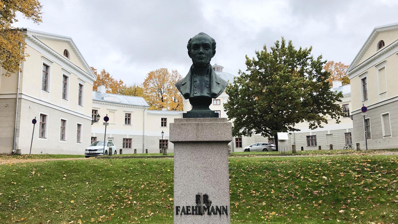 Fr. R. Faehlmanni monument