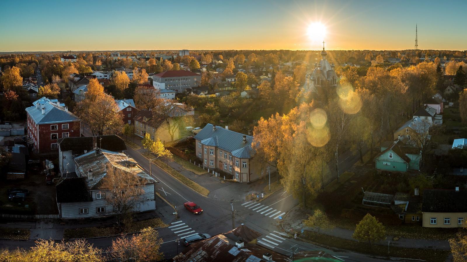 Arhitektuurihuviliste ja boheemlaste kohtumispaik Karlova