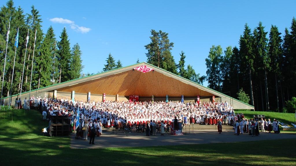 Intsikurmu laululava