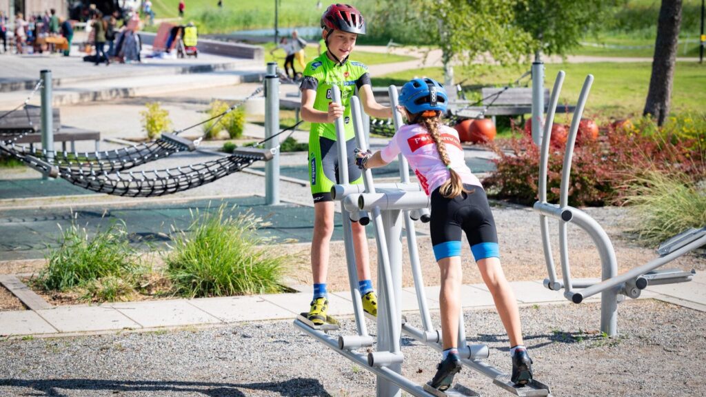 Elva keskväljaku mängu-ja spordiala