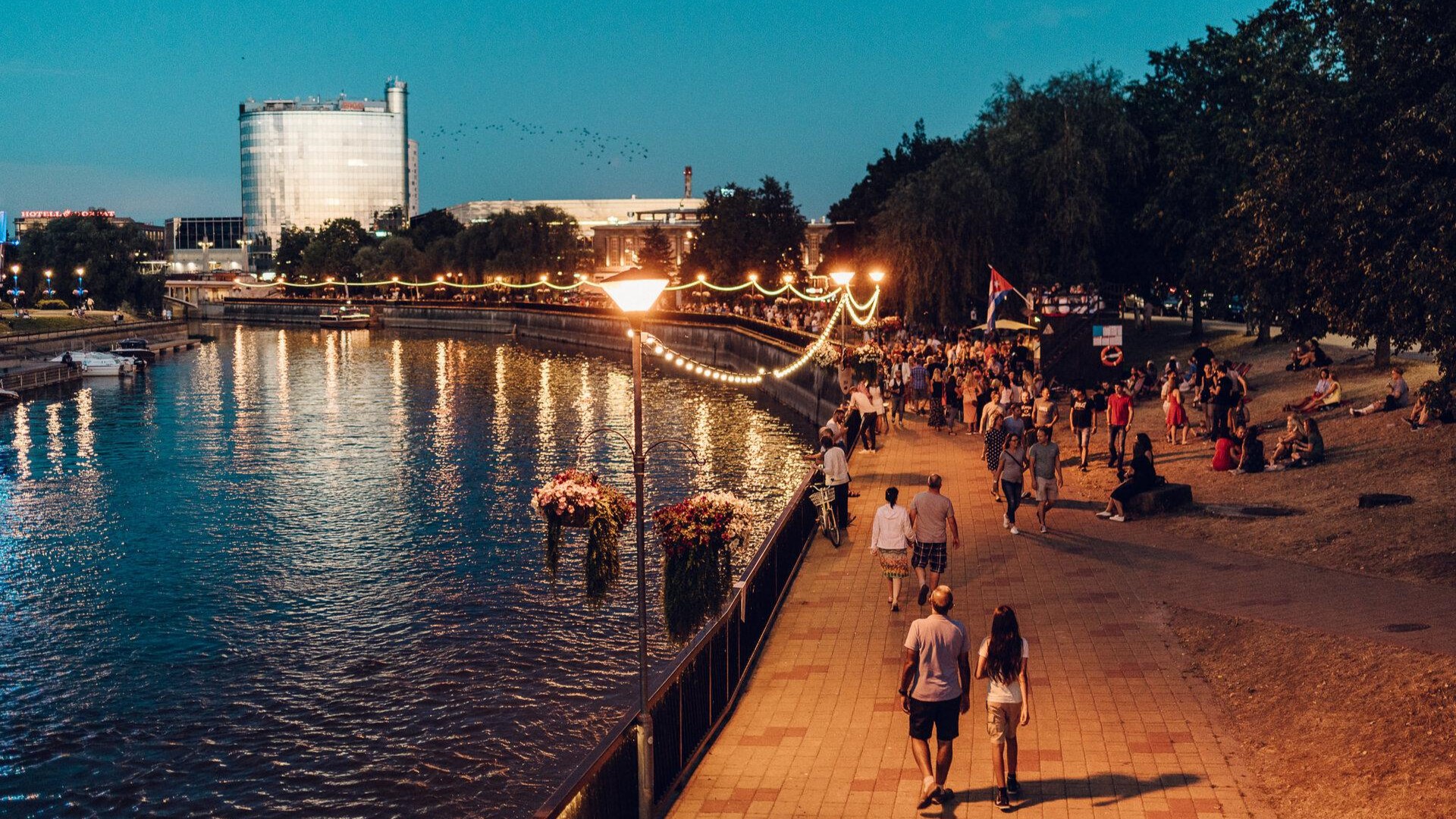 Emajõe Riviera promenaad