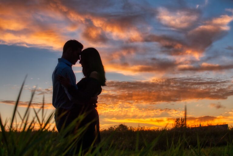 sky-romance-field-cloud-love-evening-1547741-pxhere