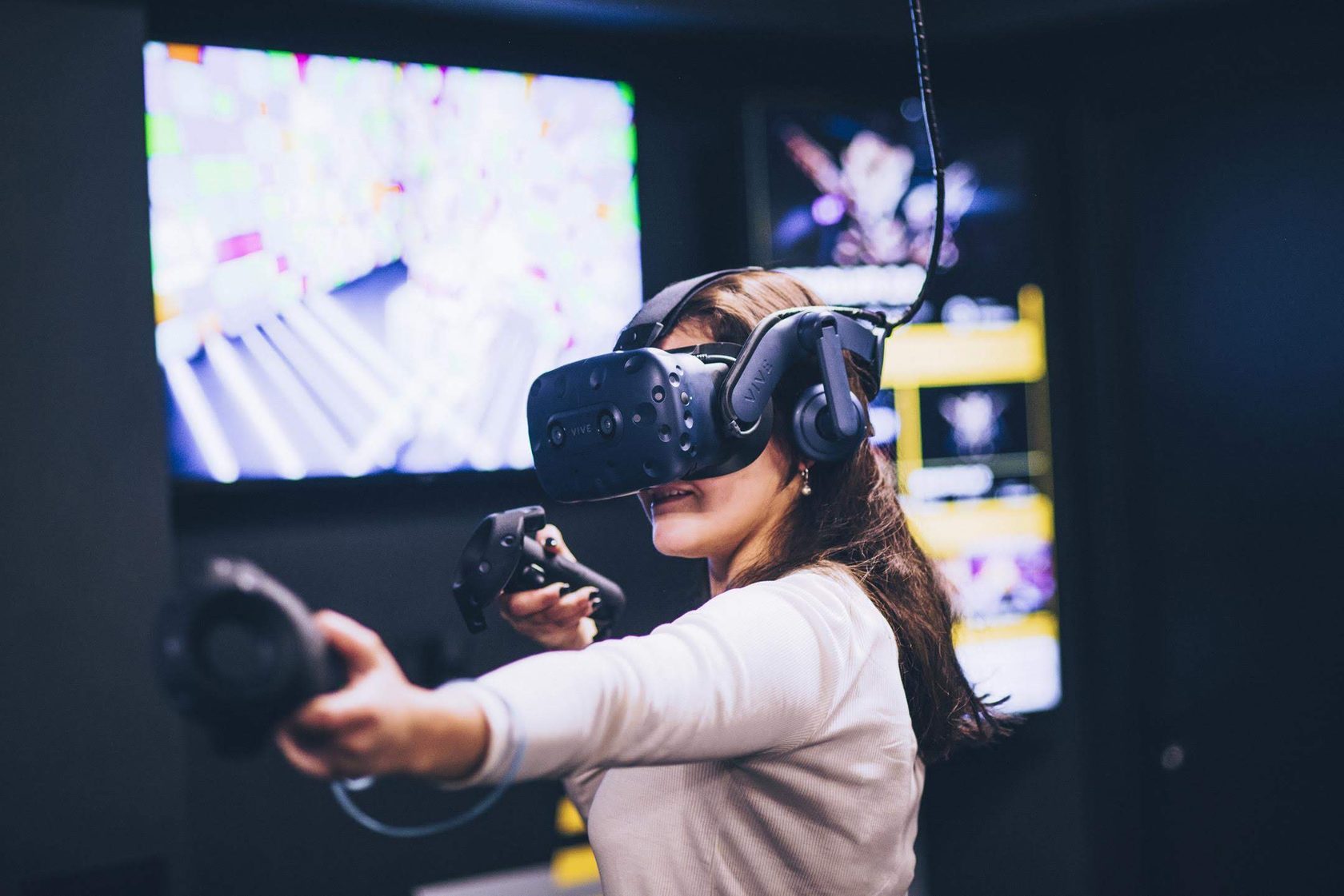 Virtuaalreaalsus: Tunnipilet neljale inimesele (E-R)